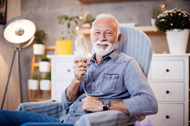 Man with an oxygen mask